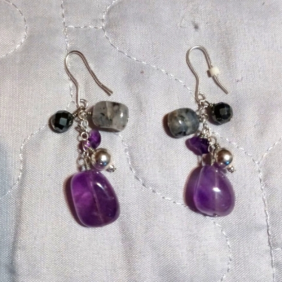 earrings - Picture 3 of 3